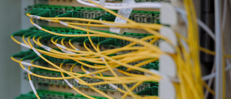 Decarbonizing Data Centers