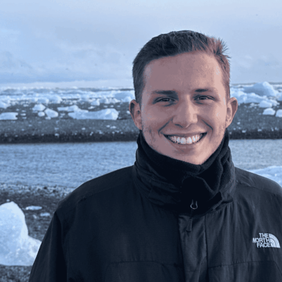 Meet Santiago, Business Analyst